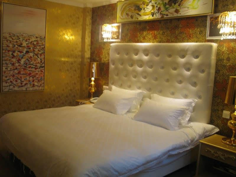 Kapok Hotel Zhuhai Exteriör bild